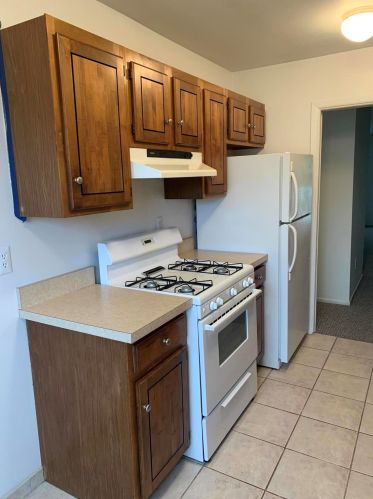 3 Ann Ct, Tinton Falls, NJ 07724-3029