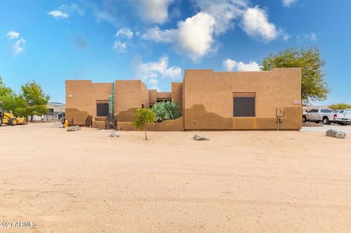 37405 16 St, Phoenix AZ 85086-6479 exterior