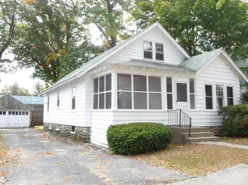 22 Carlisle St, Worcester MA 01602-3324 exterior