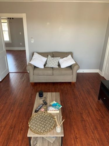 834 Eastern Ave, Fall River MA 02720-7415 exterior