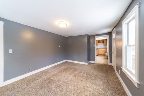 680 Granville Rd, Montgomery MA 01085-3942 exterior