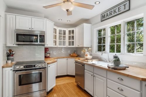 438 Main St, Acton MA  01720-3810 exterior