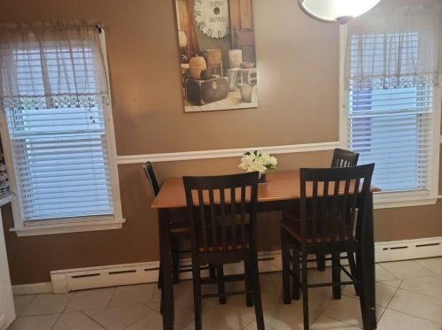 145 Armour St, New Bedford MA 02740-2405 exterior