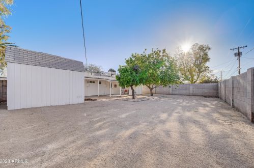 3520 Amelia Ave, Phoenix AZ 85037-2365 exterior