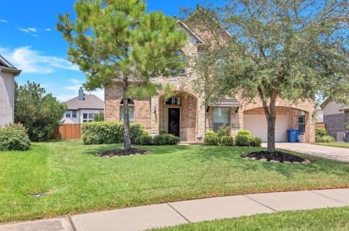 1322 Bell Ridge Ln, Richmond TX  77471-6608 exterior