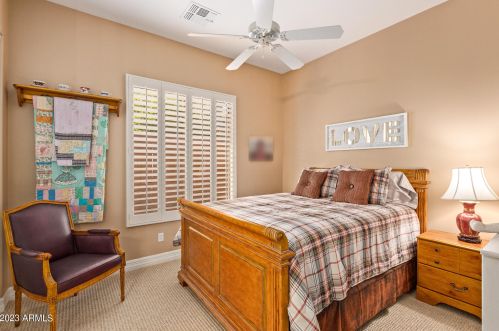 22843 54th St, Phoenix AZ  85054-7199 exterior