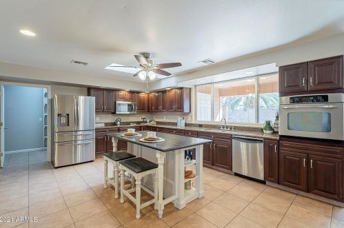 3009 Anderson Dr, Phoenix AZ 85053-1812 exterior