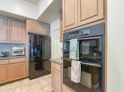 3033 50th St, Phoenix AZ 85008-1609 exterior