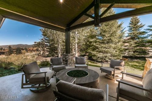 2727 Westview Trl, Park City UT 84098-6342 exterior