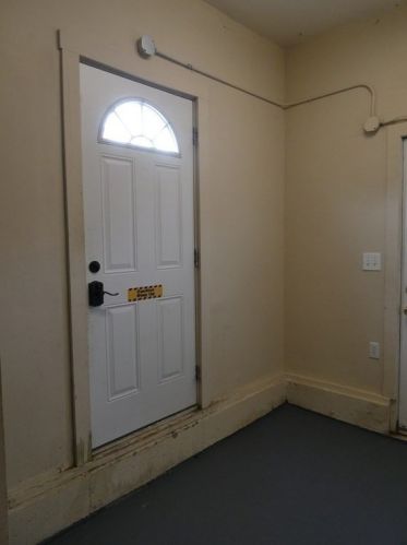 496 Nash Rd, New Bedford MA 02746-1827 exterior