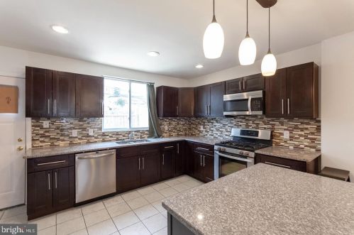 1428 Bancroft St, Philadelphia PA  19146-4721 exterior