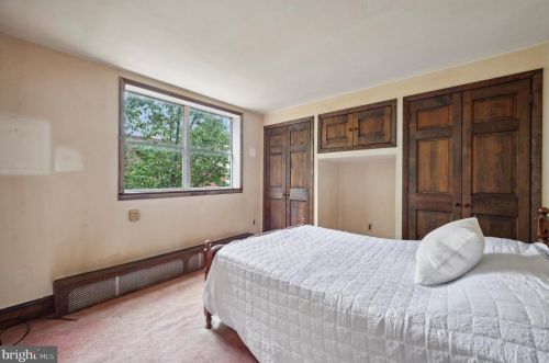 2828 11th St, Philadelphia PA  19133-1716 exterior