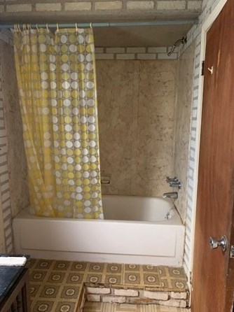 3 Charles St, Methuen MA 01844-3107 exterior