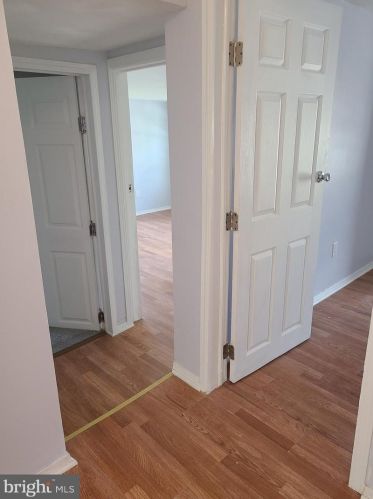 75 Barber Ave, West Deptford NJ 08096-2832 exterior