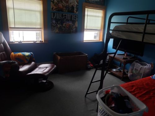 418 Riv St, Winchendon MA 01475-1085 exterior