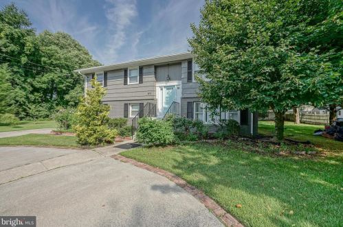 811 Sunrise Ave, West Deptford, NJ 08096-4773