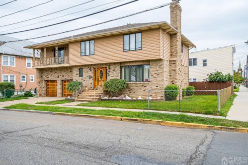 66 Carteret Ave, Carteret NJ  07008-2517 exterior