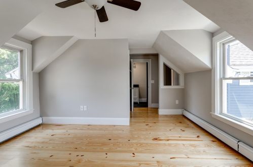 8 Latisquama Rd, Southborough MA 01772-1606 exterior