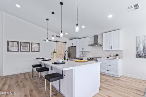 19448 36th St, Phoenix AZ  85050-3941 exterior