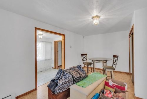 428 Lk Ave, Worcester MA 01605-2046 exterior