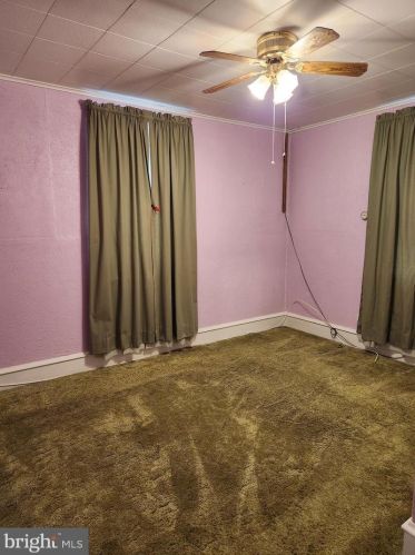 325 Billings Ave, West Deptford NJ 08066-1157 exterior