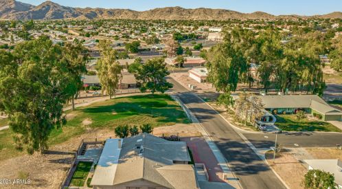 11420 Ahwatukee Dr, Phoenix AZ 85044-3102 exterior