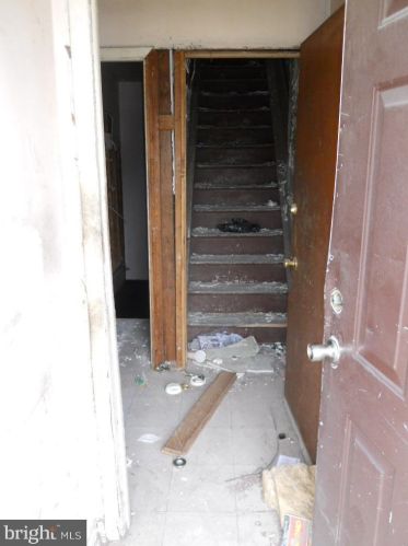 1923 20 St, Philadelphia PA 19145-2801 exterior