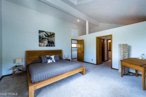 8772 Daybreaker Dr, Park City UT 84098-5881 exterior