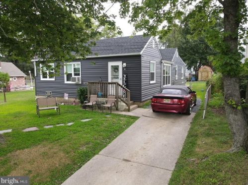 48 Arline Ave, West Deptford NJ 08096-1912 exterior