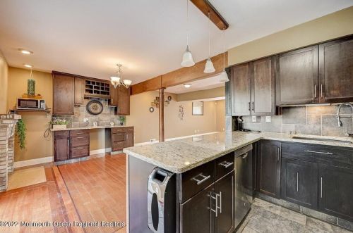 9 Kim Ct, Jackson Twp NJ 08527-2362 exterior