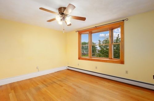 44 Florence St, Everett MA 02149-4841 exterior