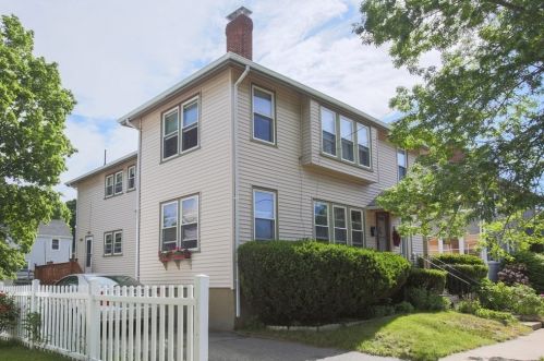 42 Estabrook Rd, Quincy MA 02170-3902 exterior