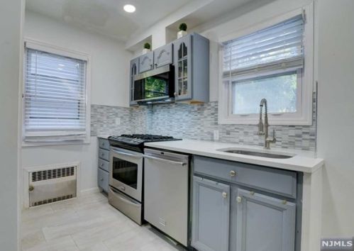 328 Joralemon St, Belleville NJ  07109-2167 exterior