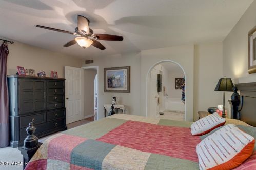 18623 43rd St, Phoenix AZ 85050-8769 exterior