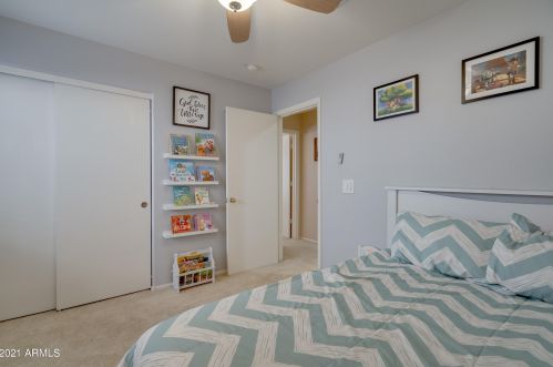 19816 33 Pl, Phoenix AZ 85050-7909 exterior