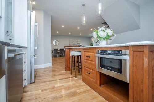 77 Hodge Rd, Arlington MA  02474-1933 exterior