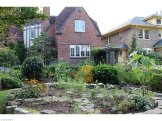 1054 Kenneth Dr, Cleveland OH  44107-1152 exterior