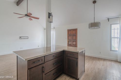 1124 Belmont Ave, Phoenix AZ 85051-6765 exterior