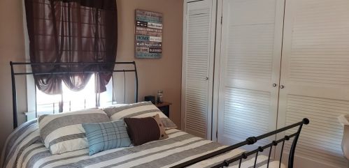 1562 Sassaquin Ave, New Bedford MA 02745-2328 exterior