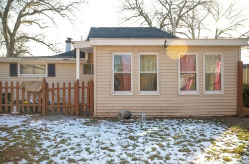 23 Burroughs Rd, North Reading MA 01864-1203 exterior