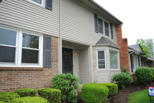 10606 Sycamore Grn, Louisville, KY 40223-2945