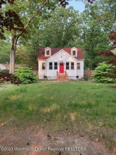 603 Veterans Hwy, Jackson Twp NJ  08527-3730 exterior