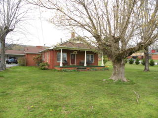 1155 Old Middlesboro Hwy, La Follette, TN 37766-5105