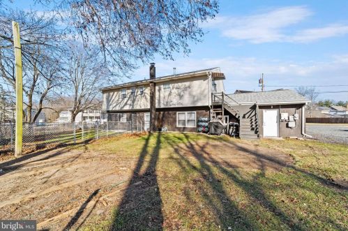 410 Lewistown Rd, Columbus NJ 08022-2222 exterior