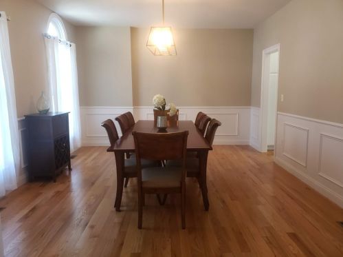 8 Clemmons St, Southborough MA  01772-1314 exterior