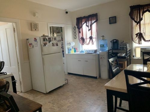 73 School St, Taunton MA 02780-3212 exterior