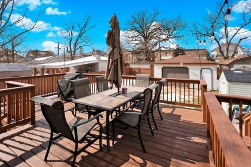 3322 Wenonah Ave, Forest View IL 60402-2928 exterior