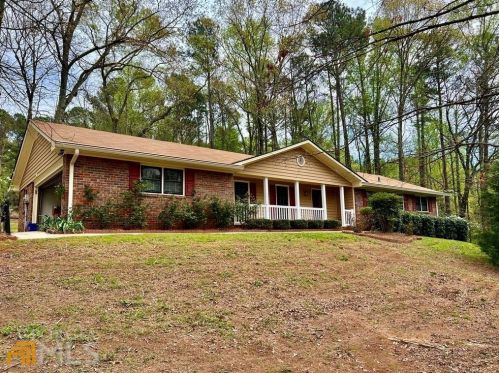 65 Melissa Dr, Stockbridge GA  30281-1220 exterior