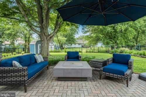 12 Beech Pl, West Deptford NJ 08096-3312 exterior