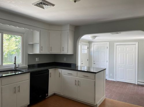 6 Elmhurst St, Taunton MA  02780-3307 exterior